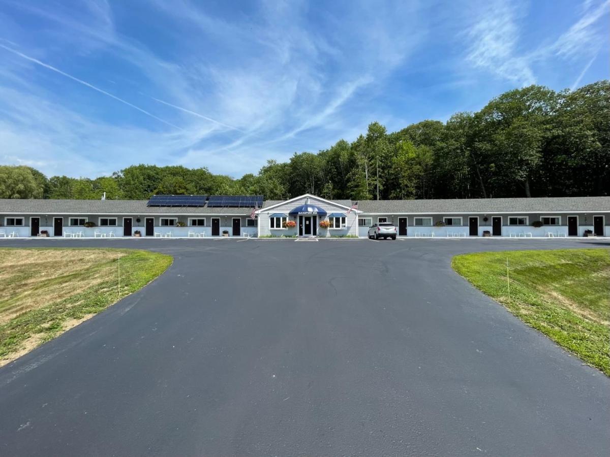Bucksport Inn * Bucksport