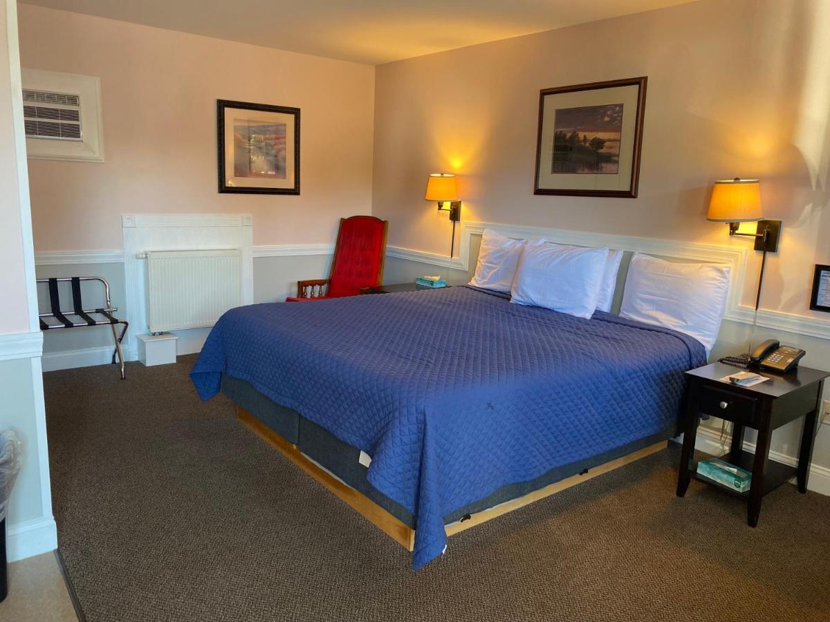 Motel Bucksport Inn